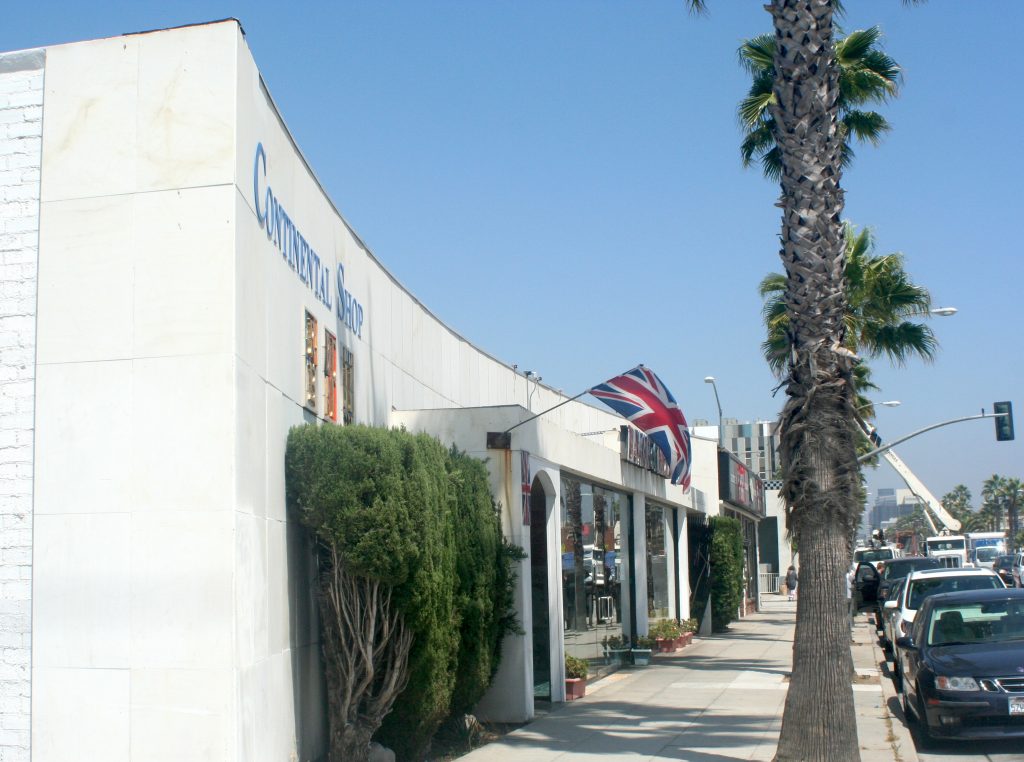 S. David Underwood and Millard Sheets Studio, Fred L. Roberts Enterprises and Bay Area Finance, Wilshire Boulevard, Santa Monica, built 1957, photo 2012.