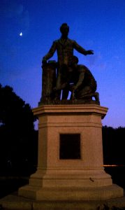Freedom's Memorial statue